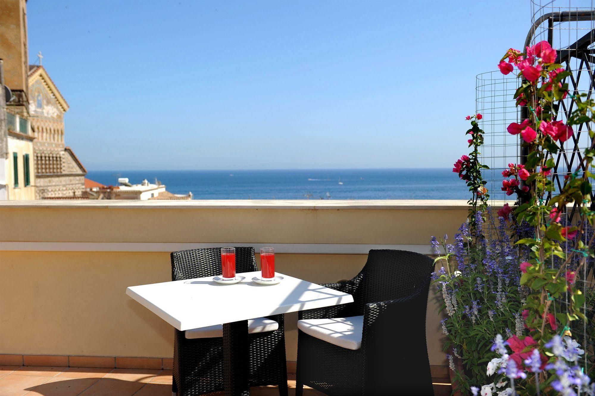 Albergo L'Antico Convitto Amalfi Ngoại thất bức ảnh