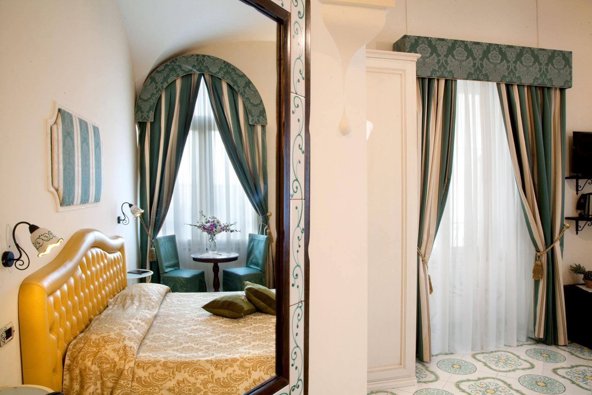 Albergo L'Antico Convitto Amalfi Ngoại thất bức ảnh