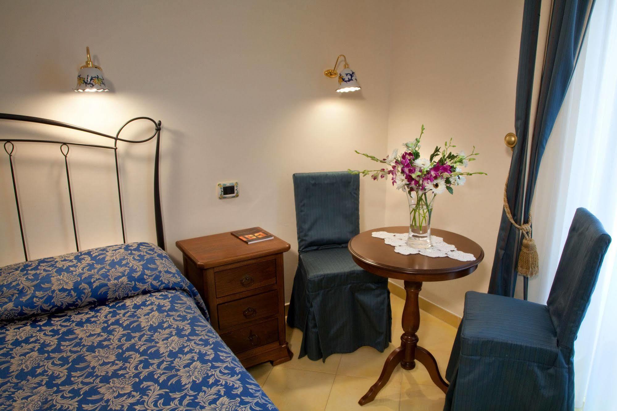 Albergo L'Antico Convitto Amalfi Ngoại thất bức ảnh